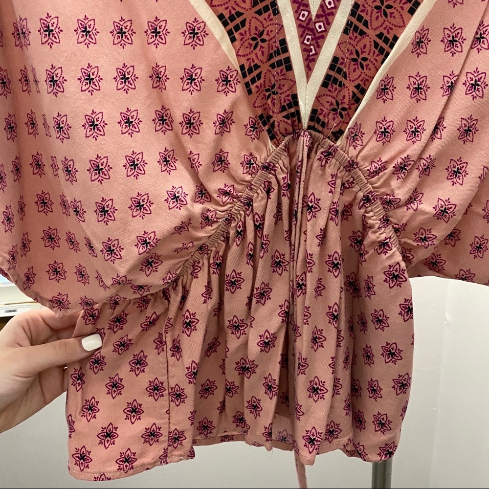 blouse - Picture 3 of 3